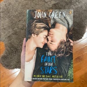 The fault in our stars book